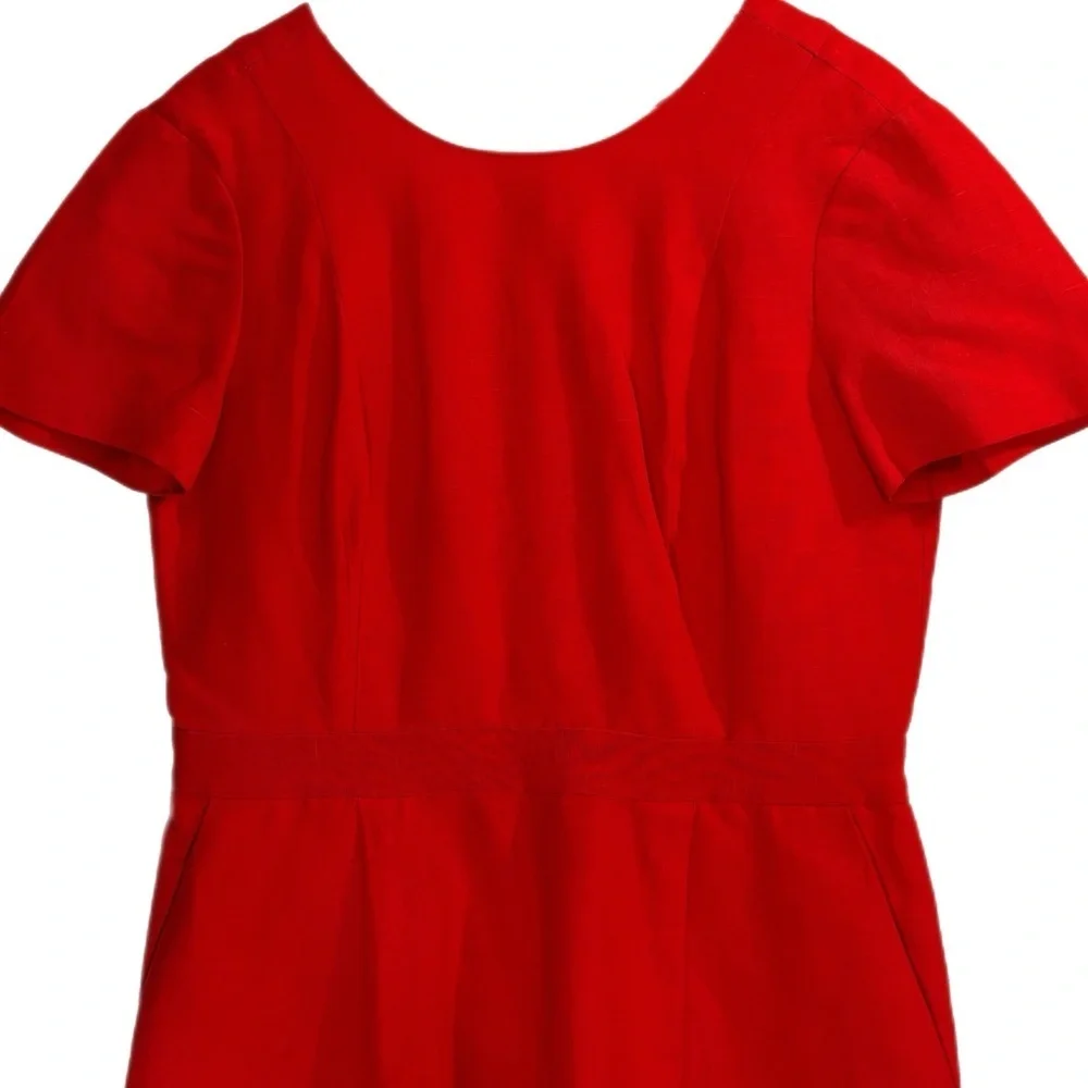 Banana Republic red linen blend lined v-neck romper
